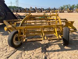 NEW HOLLAND SIDE DELIVERY HAY RAKE