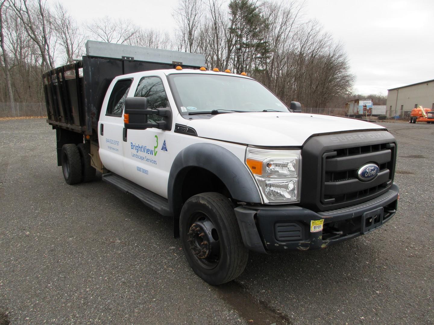 2011 Ford F-450 XL S/A Flatbed Truck