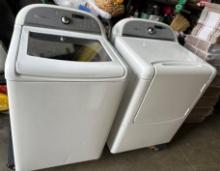 Whirlpool Cabrio Washer and Dryer set