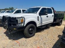 2017 FORD F350 FLATBED TRUCK
