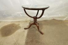 Kittinger Small Mahogany Occassional Table with Glass Top