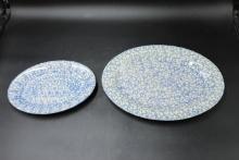 2 Hen Pottery Platters