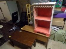 (2) Piano Benches with Flip Up Tops for Storage, Green Floor Lamp and 3 Tie