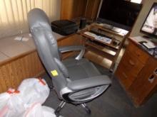 Executive Office Chair (Office Upstairs)