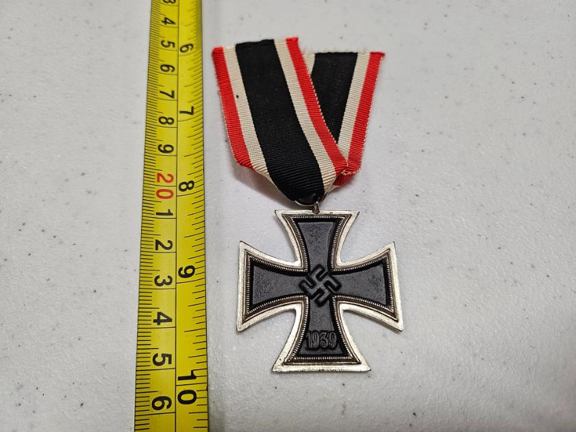 Nazi Germany Iron Cross 2nd Class Medal 1939
