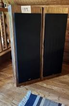Pair Vintage KLH Floor Standing AV55 Speakers