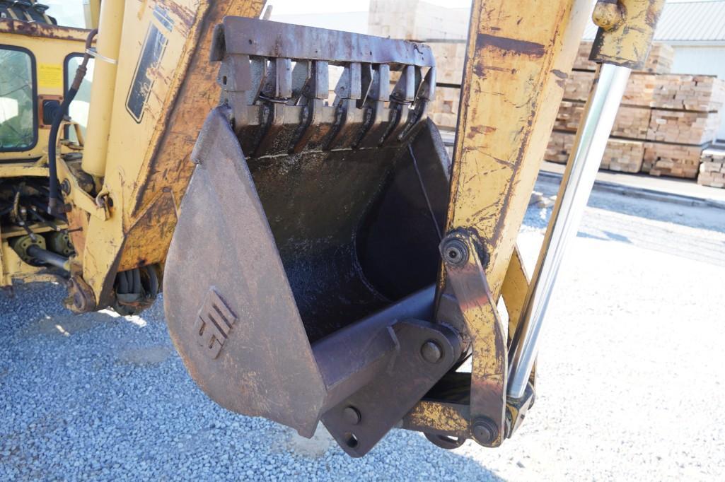 1980 Ford 555A XL Backhoe Loader