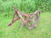 FERGUSON 3PT HITCH 2 BOTTOM PLOW