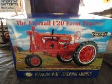 1/12 Farmall F20 Franklin Mint Precision Toy Tractor w/ Shipping Box
