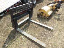 Diesel Equip SSL Heavy Duty 5500 LB Pallet Forks, New