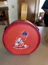Little-Miss Muffet...round carrying case.......Shipping