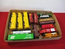 Mixed HO Scale Model Railroading Cars-Lot of 15-F