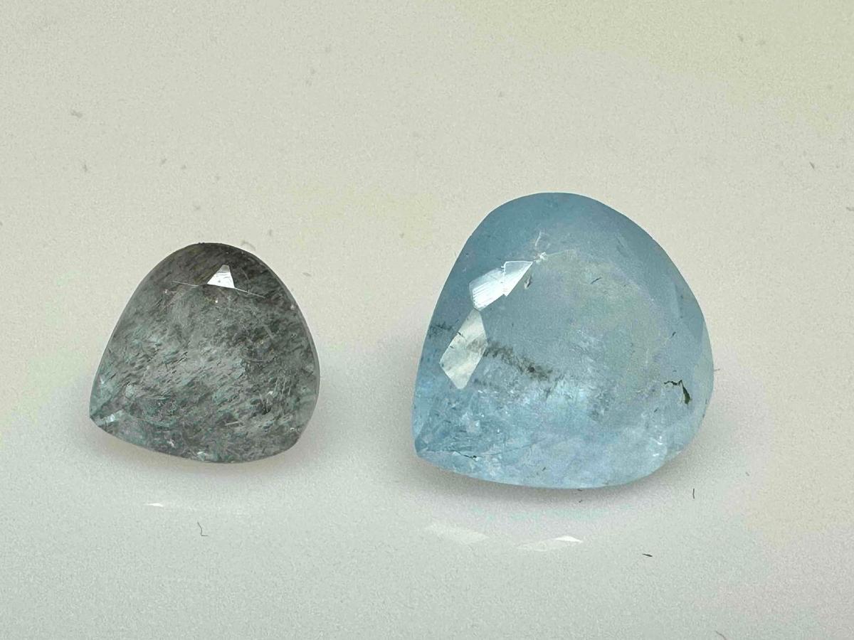 Pair of Oval Cut Aquamarine Gems 11.6ct Total