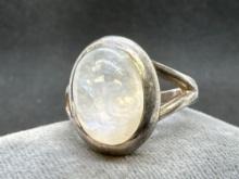 925 Silver Moonstone Ring Beautiful Blue In Stone 7.50 Grams Size 10