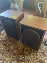 Pair of Bose Speakers