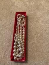 Pearl necklace costume...jewelry