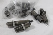 Bag of miscellaneous reloading dies. Used.