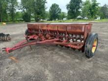 MASSEY FERGUSON 43 GRAIN DRILL