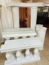 LOT OF LIGHTWEIGHT BALUSTERS AND COLUMNS