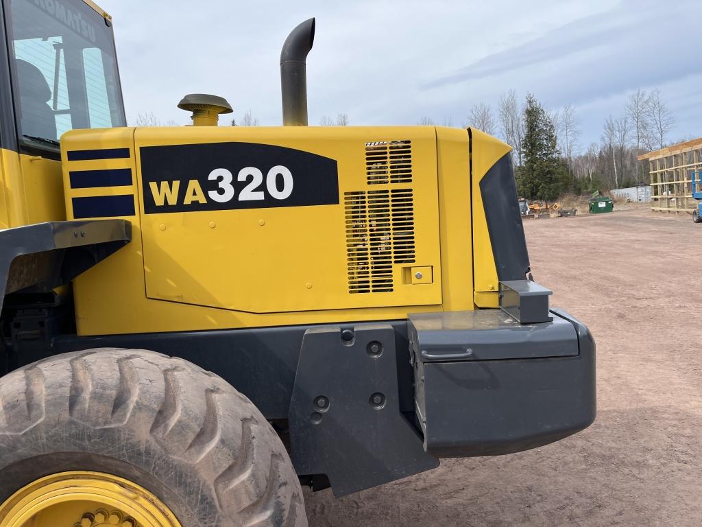 Komatsu Wa320-6 Wheel Loader