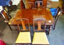 VINTAGE HUNTINGTON FURNITURE CO. TABLE & CHAIRS - PICK UP ONLY