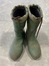 INSULATED BOOTS, SIZE 12