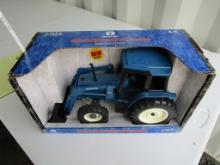 TOY NEW HOLLAND 7840 W LOADER