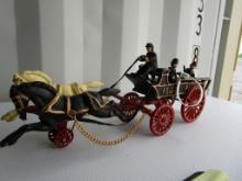 TOY CAST POLICE PATROL HORSE& CARRIAGE