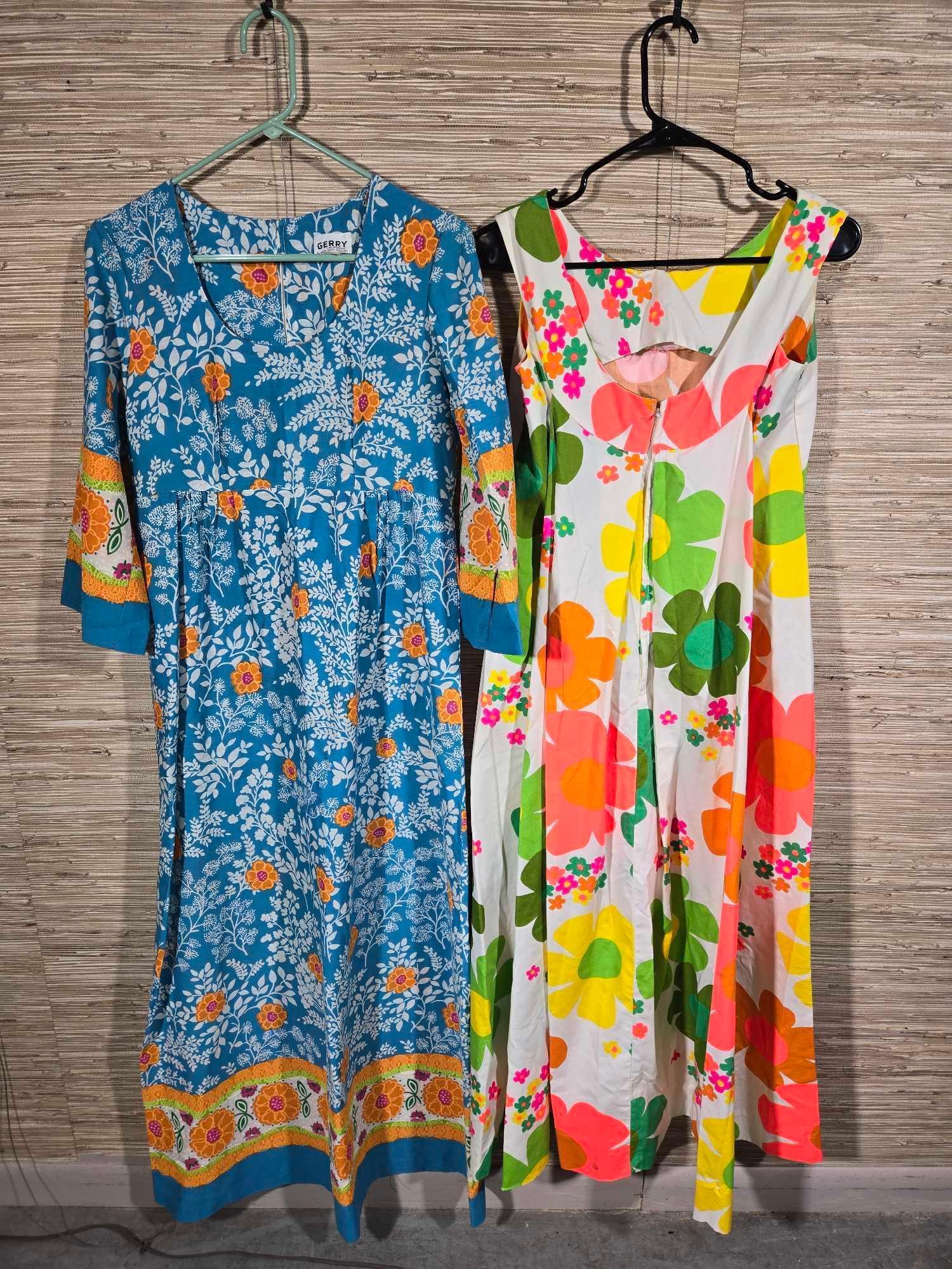 Vintage Hawaiian Dresses & Shirts