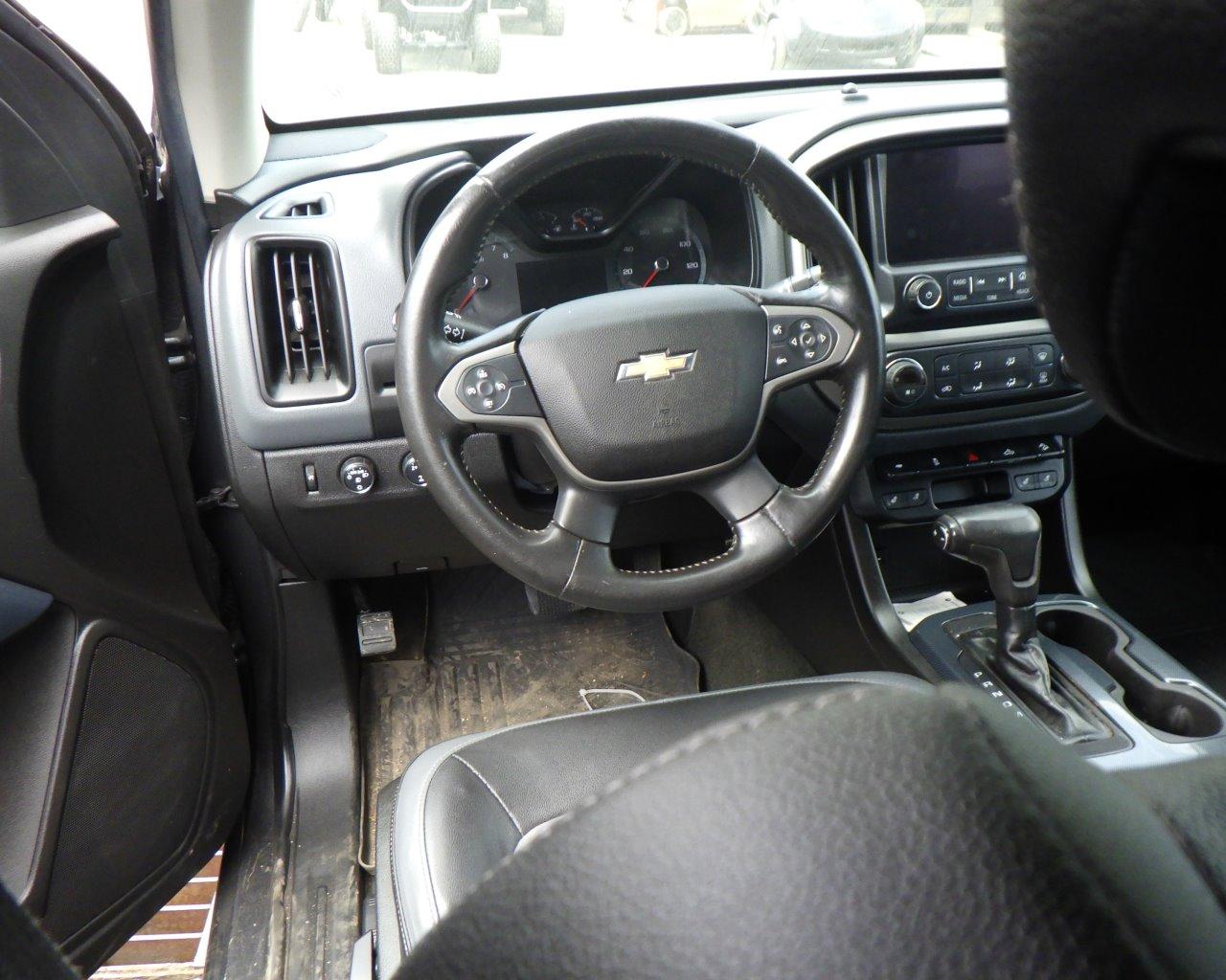 2016 Chevrolet Colorado Ext Cab   w/Tonneau Cover   4x4 s/n:124685