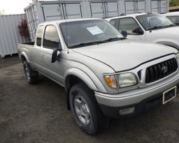 2003 TOYOTA Tacoma Ext Cab   4x4 (DOESN''T START) s/n:27259