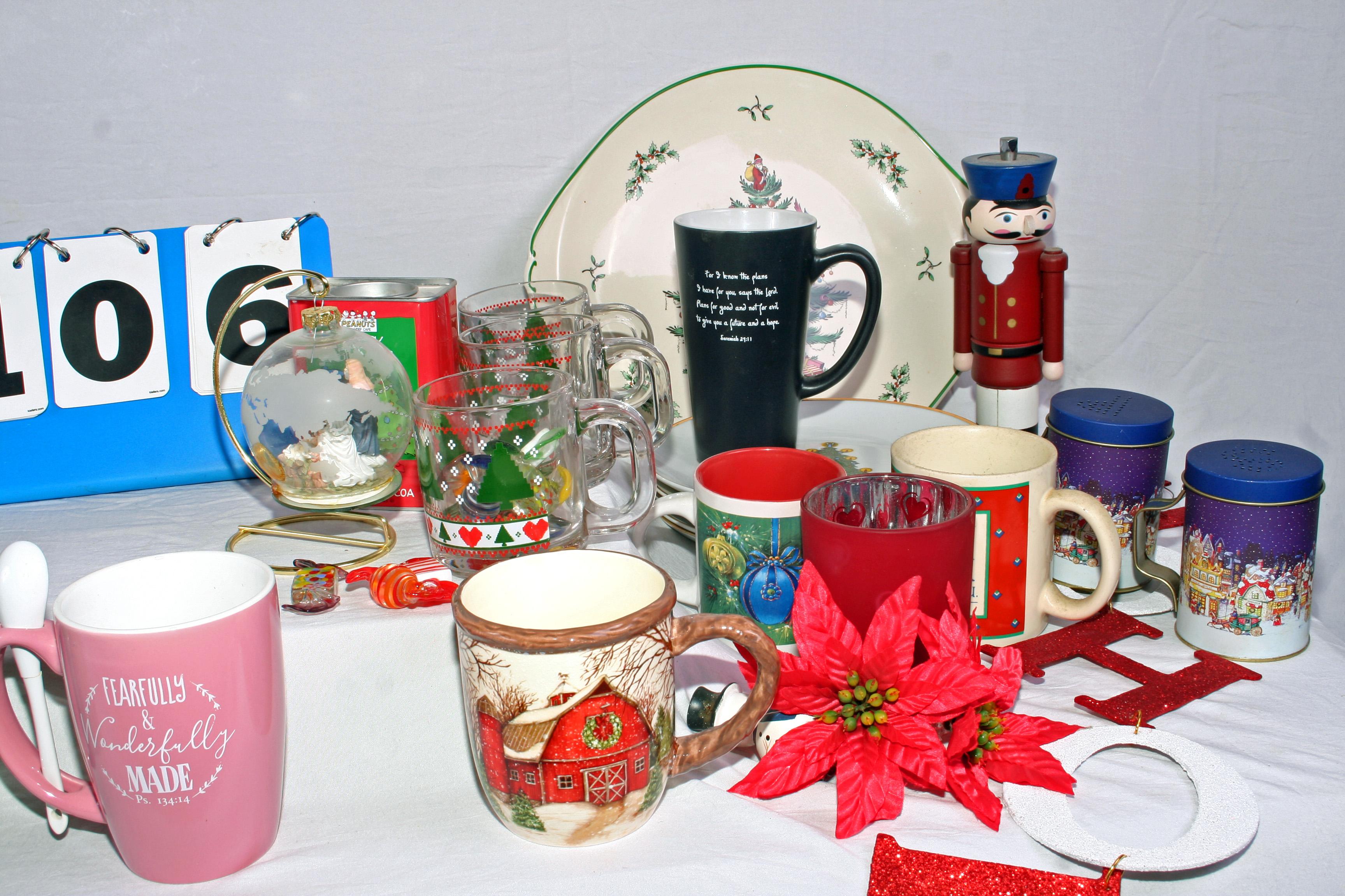 Christmas Holiday Glassware