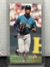 Ken Griffey Jr. 1994 Fleer Extra Bases #166