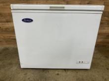 Atosa Solid Top Chest Freezer, 115v
