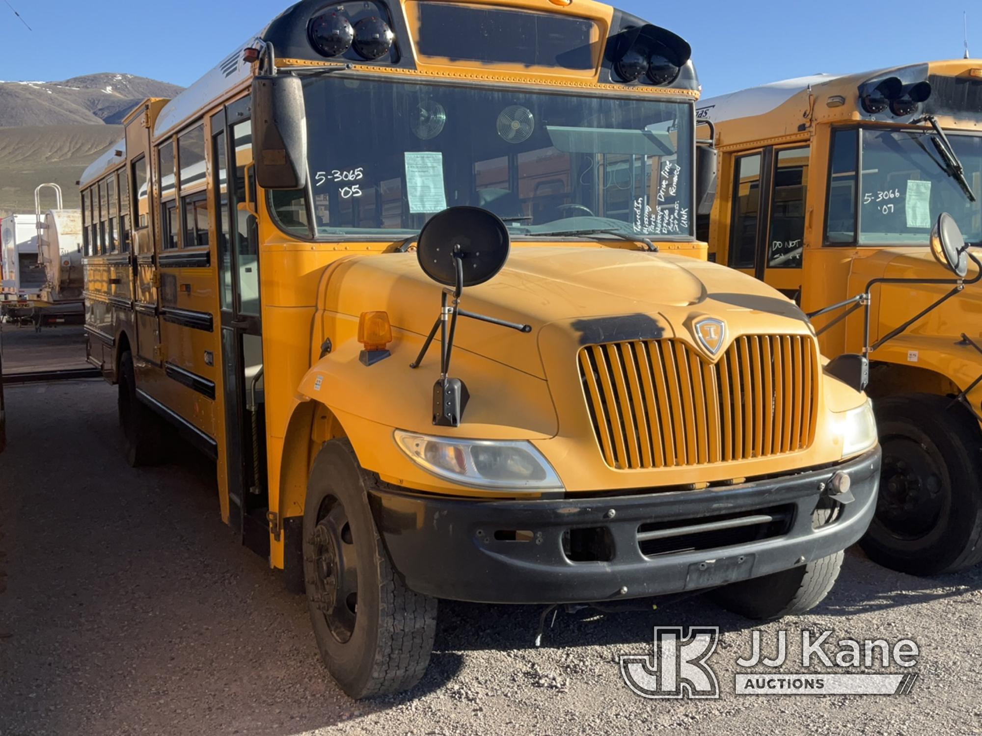 (McCarran, NV) IC PB 10500 2005 International School Bus Towed In, Driveline Removed, 29 Passenger L