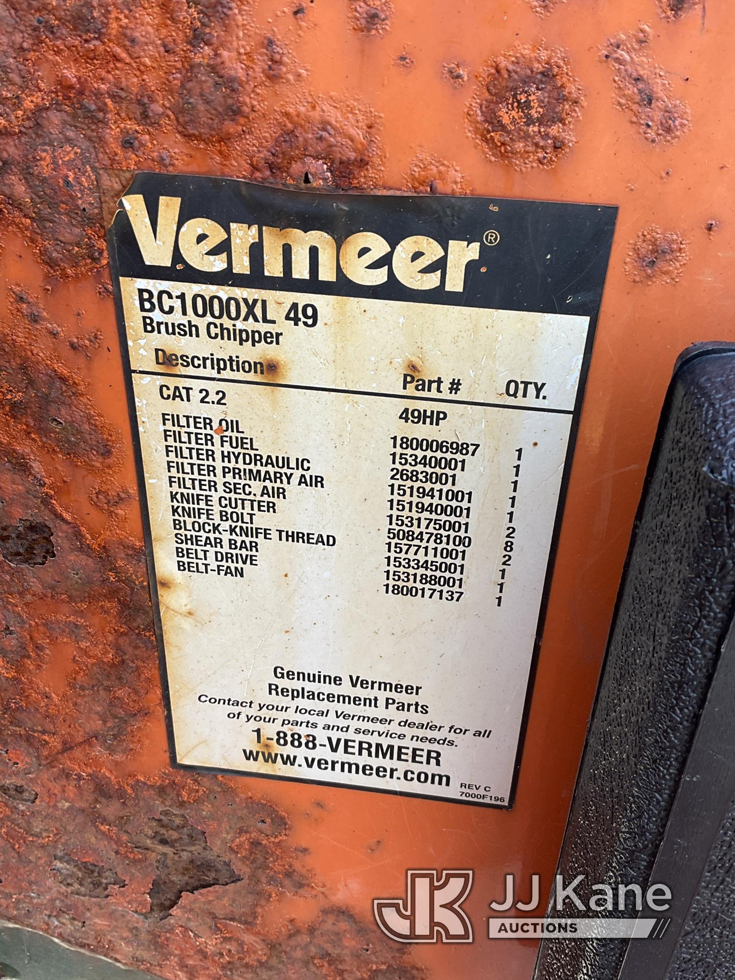 (South Beloit, IL) 2013 Vermeer BC1000XL Chipper (12in Drum) Starts, Engages