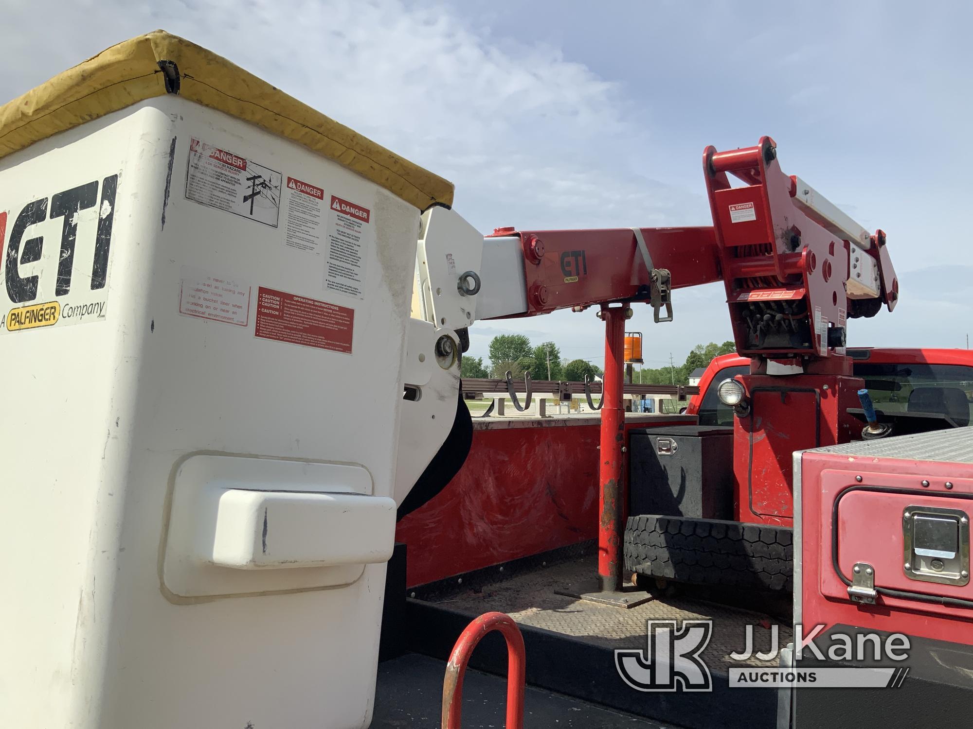 (Hawk Point, MO) ETI ETC37-IH, Articulating & Telescopic Bucket Truck mounted behind cab on 2016 For