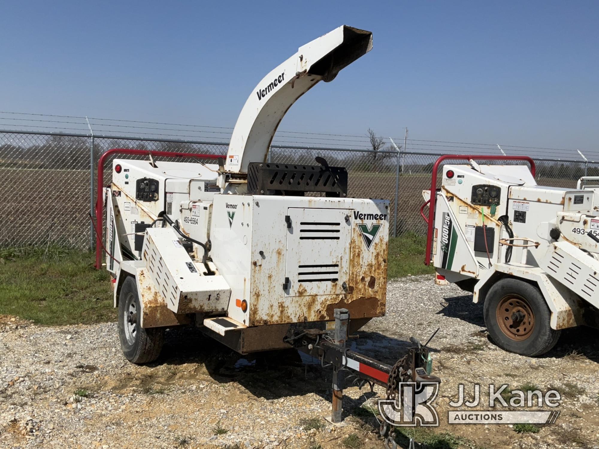 (Hawk Point, MO) 2016 Vermeer BC1000XL Chipper (12in Drum) No Title) (Runs & Operates)(Rust Damage)(
