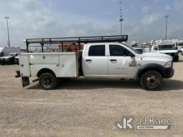 (Waxahachie, TX) 2016 RAM 4500 4x4 Crew-Cab Service Truck Runs & Moves)(Minor Body Damage
