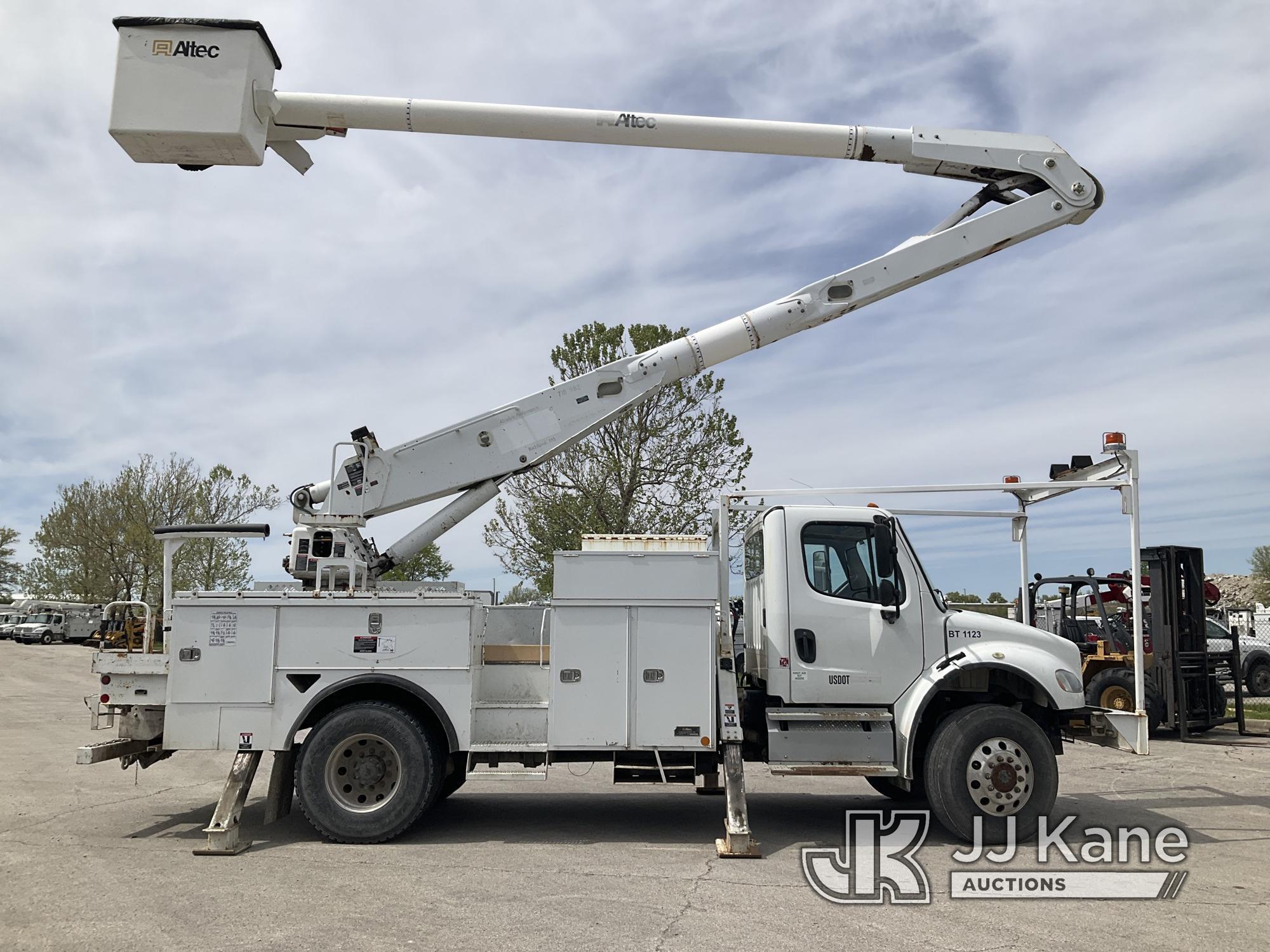 (Kansas City, MO) Altec AA755-MH, Material Handling Bucket Truck rear mounted on 2013 Freightliner M