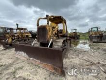 (Lake Butler, FL) 1986 Caterpillar D7G Crawler Tractor Not Running, Condition Unknown) (True Hours U