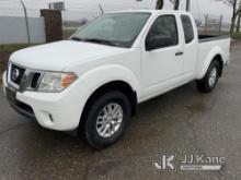 (Dixon, CA) 2016 Nissan Frontier 4x4 Extended-Cab Pickup Truck Runs & Moves)( Body Damage