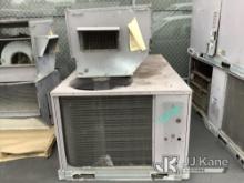 (Jurupa Valley, CA) 1 MicroMetl A/C & 1 Carrier A/C (Used) NOTE: This unit is being sold AS IS/WHERE