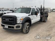 (Waxahachie, TX) 2015 Ford F450 Crew-Cab Flatbed Truck Runs & Moves) (Body Damage