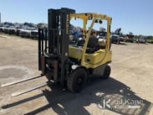 2009 Hyster 50 Fortis Rubber Tired Forklift Runs, Moves, Operates, LP Tank-Not Included
