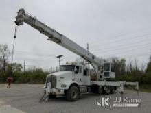 (Fort Wayne, IN) Altec AC38-127S, Hydraulic Truck Crane rear mounted on 2009 KENWORTH T800 T/A Flatb