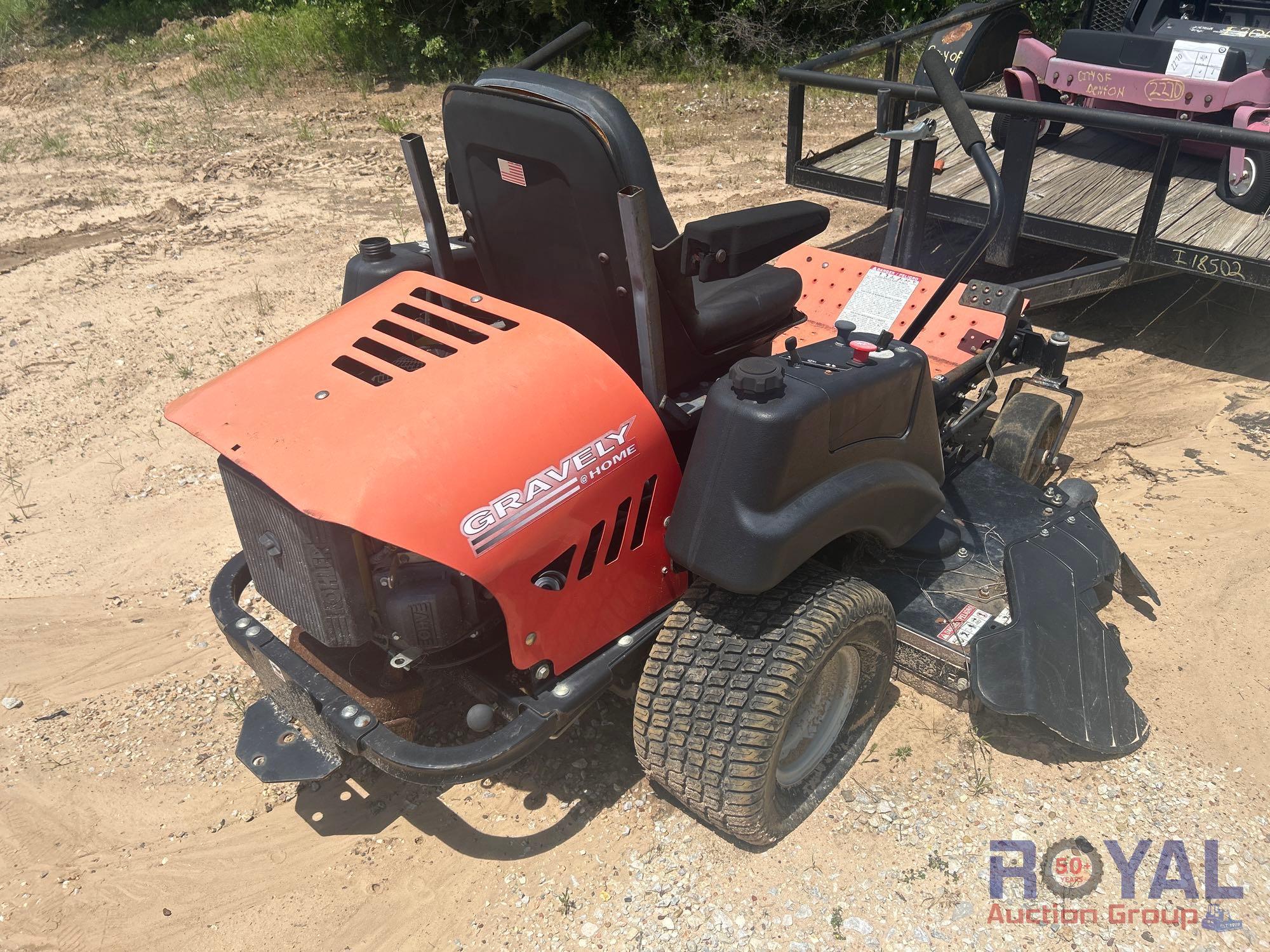 2004 52in Gravely ZT2352 Zero Turn Mower