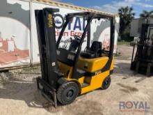 Yale GLP030VXNUSE084 3,000lbs Pneumatic Propane Forklift