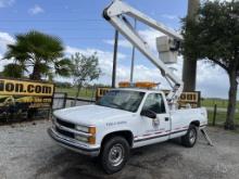 1999 Chevy 2500 bucket truck W/T R/K