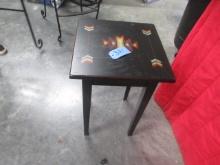 SMALL TABLE  16 X 16 X 26
